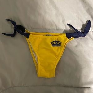 Corona tie bottoms size small